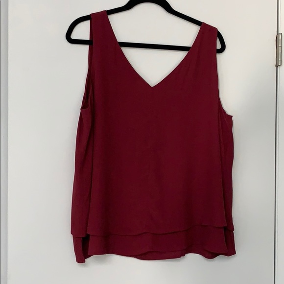LOFT Tops - NWT-Loft flowy burgundy tank